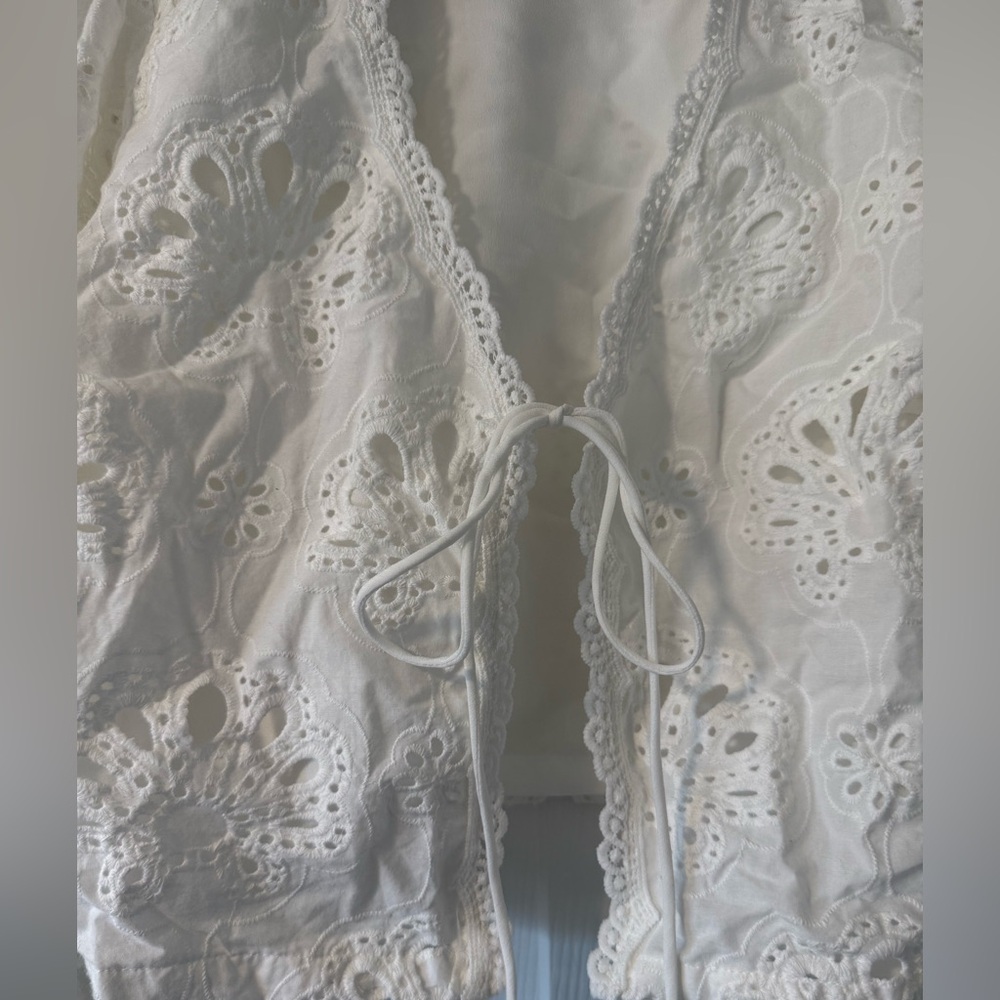 G/FORE White Eyelet Lace Blouse - Picture 2 of 4